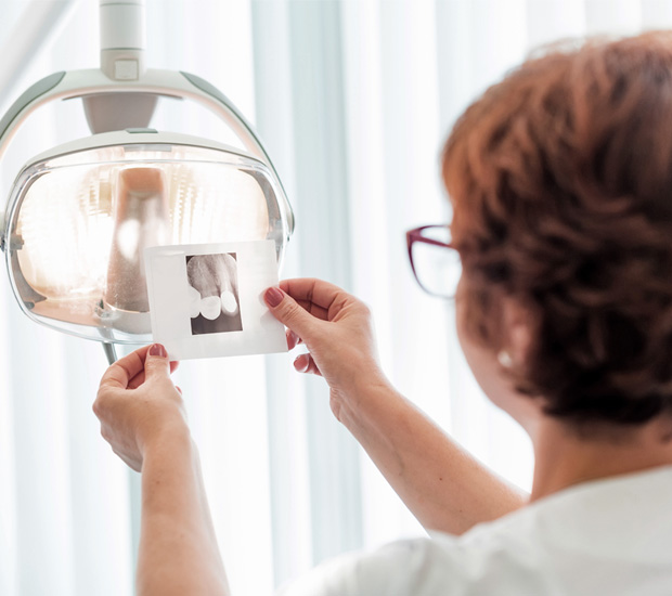 Pompano Beach 7 Signs You Need Endodontic Surgery