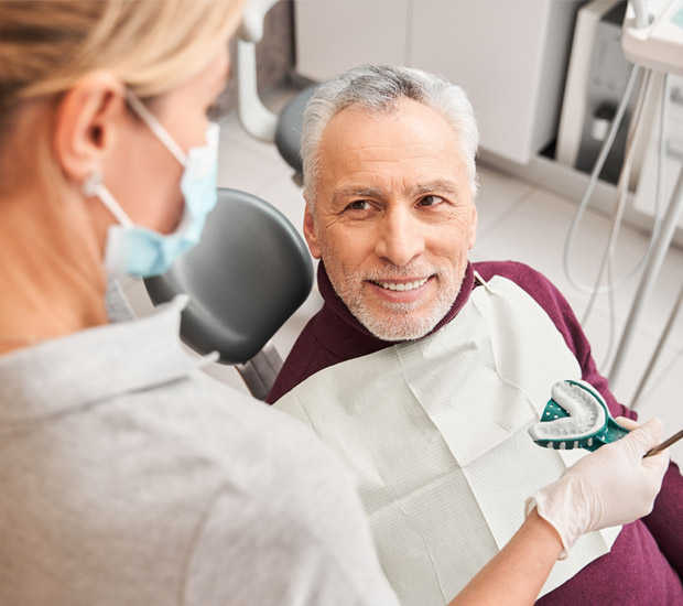 Pompano Beach Adjusting to New Dentures